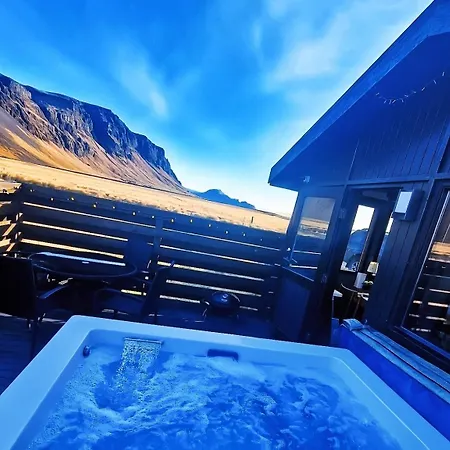 Green Farm Stay With Private Hot Tub Hvolsvöllur Exterior foto