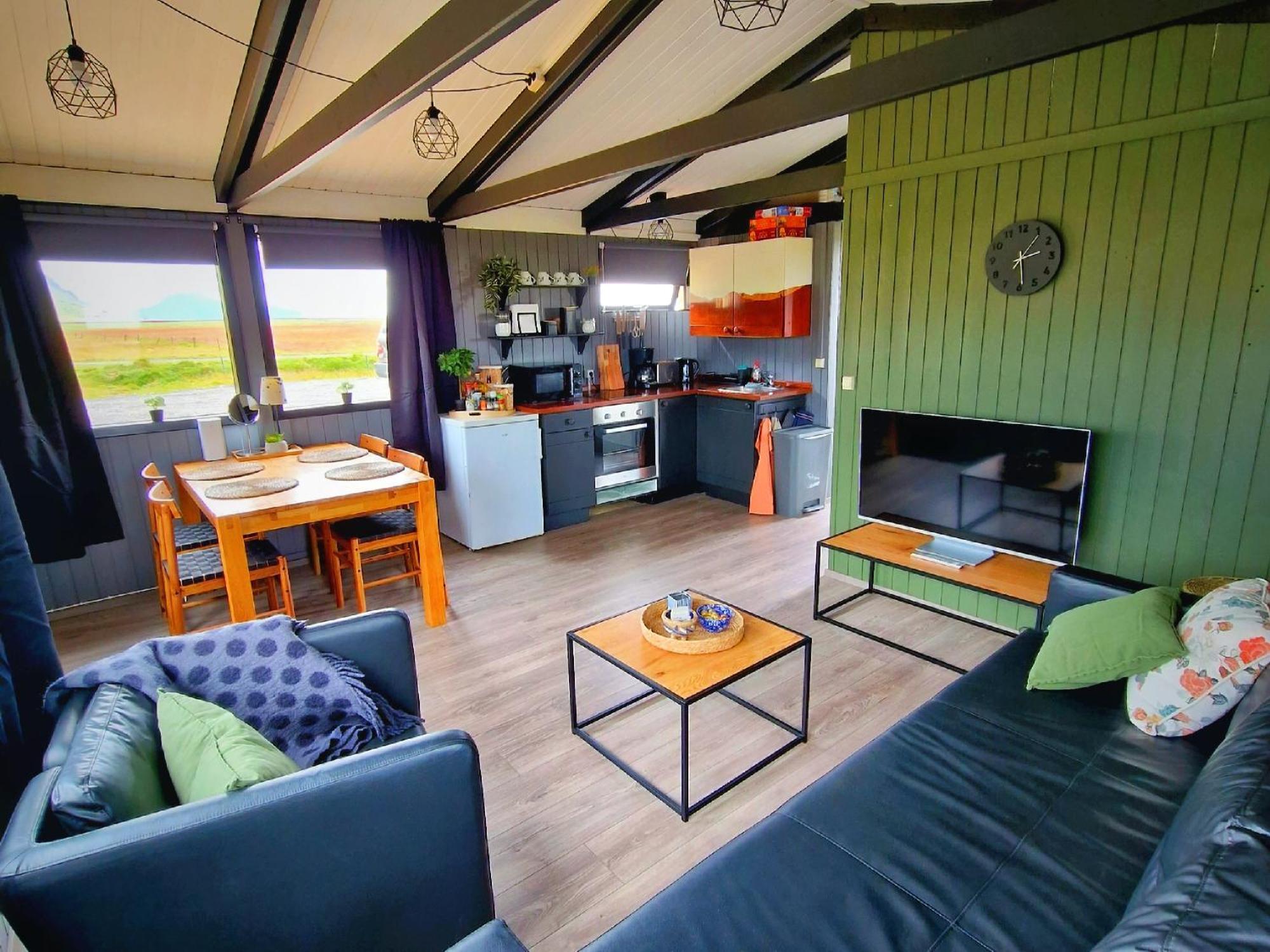 Ferienhaus Farm With Private Hot Tub