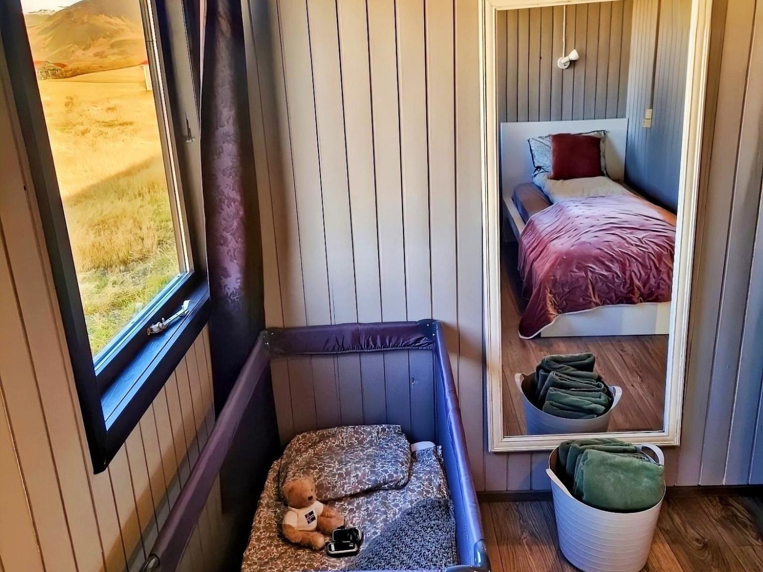 Farm With Private Hot Tub *